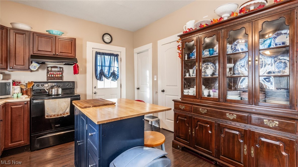 213 N Main Street Roseville OH 43777