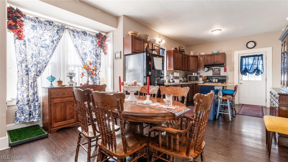 213 N Main Street Roseville OH 43777