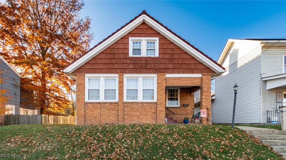 213 N Main Street Roseville OH 43777