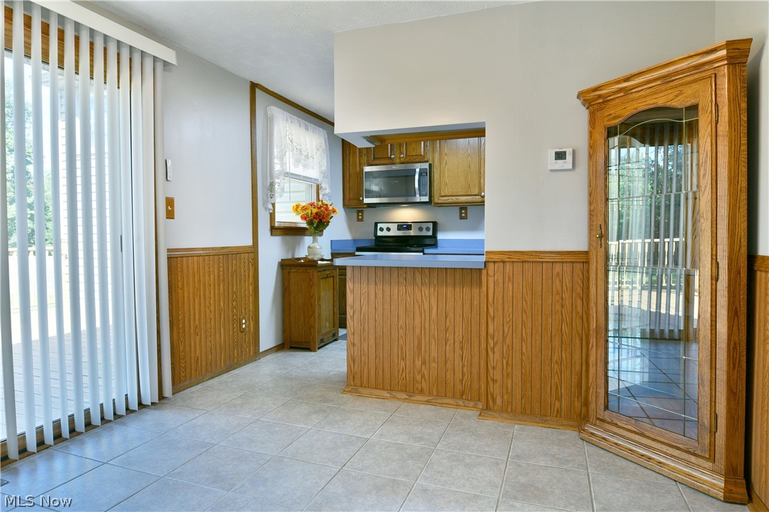 2957 Malibu Drive SW Warren OH 44481