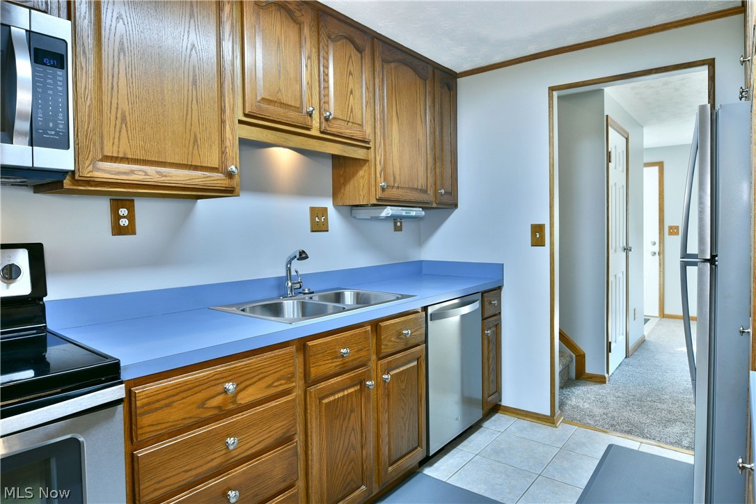 2957 Malibu Drive SW Warren OH 44481