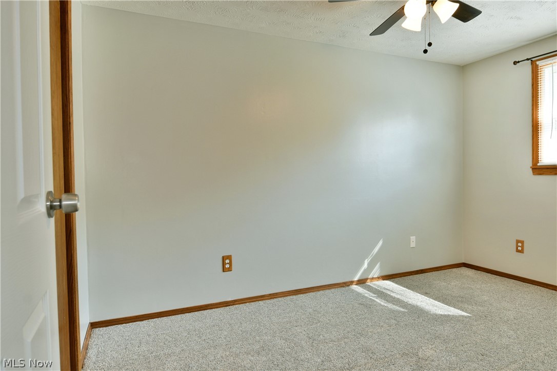 2957 Malibu Drive SW Warren OH 44481