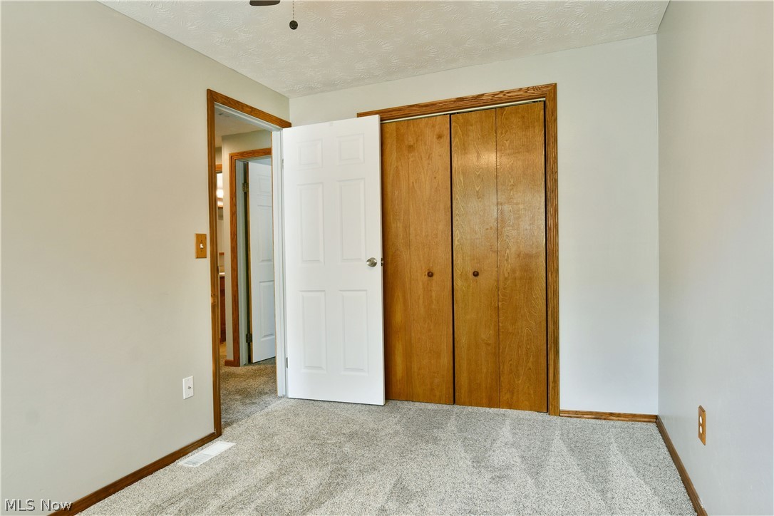 2957 Malibu Drive SW Warren OH 44481