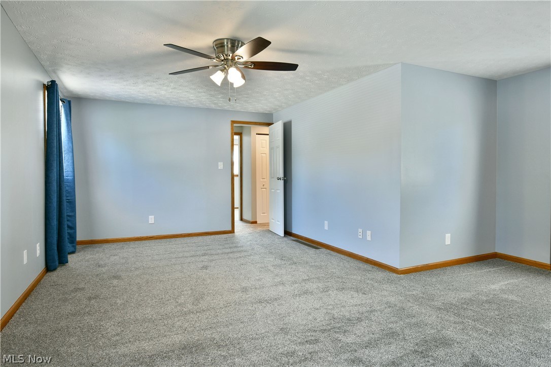2957 Malibu Drive SW Warren OH 44481