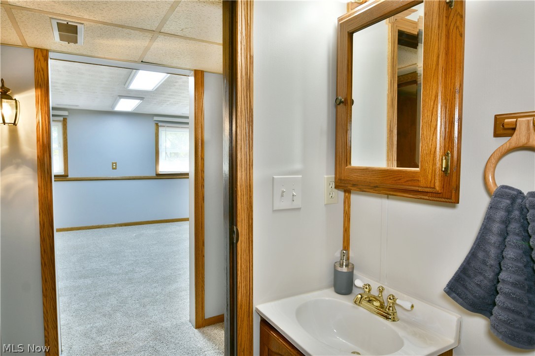 2957 Malibu Drive SW Warren OH 44481