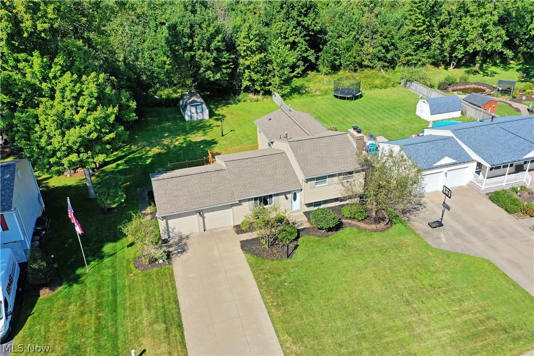 2957 Malibu Drive SW Warren OH 44481