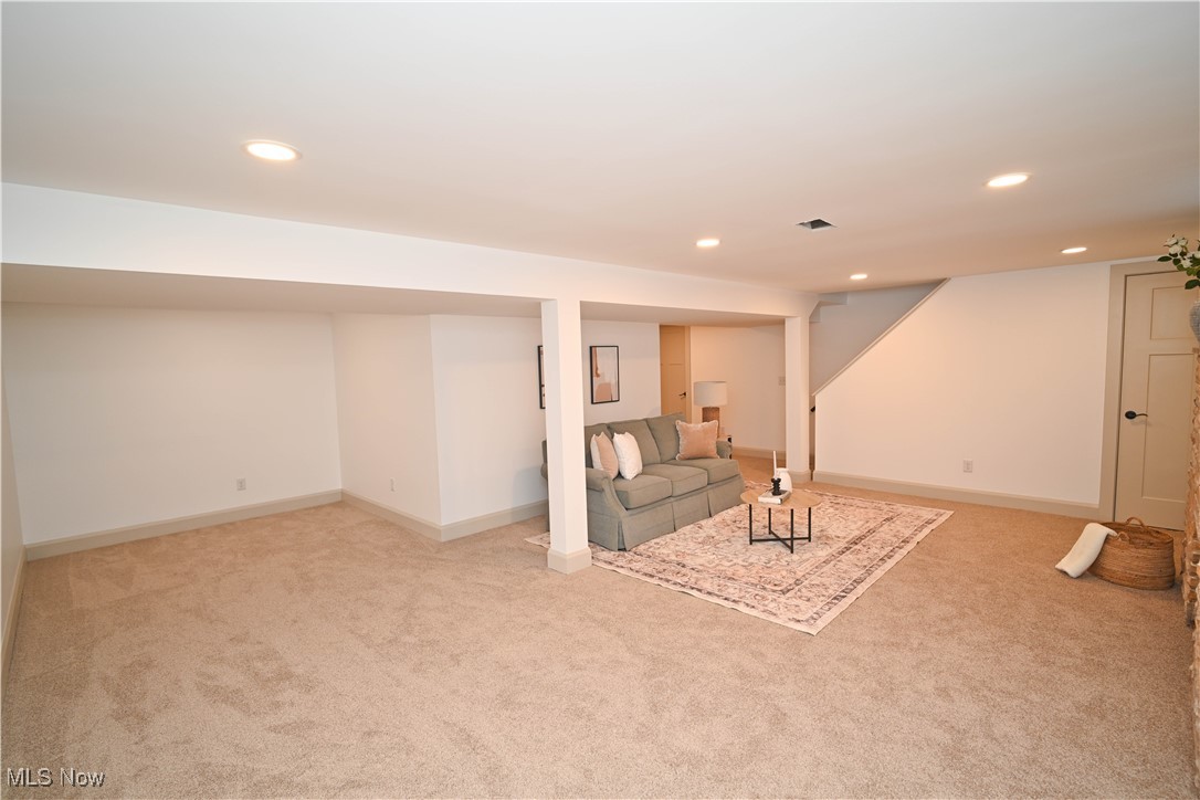 325 S Inglewood Avenue Austintown OH 44515