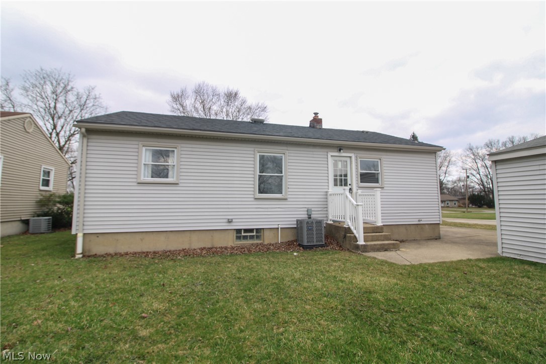 325 S Inglewood Avenue Austintown OH 44515