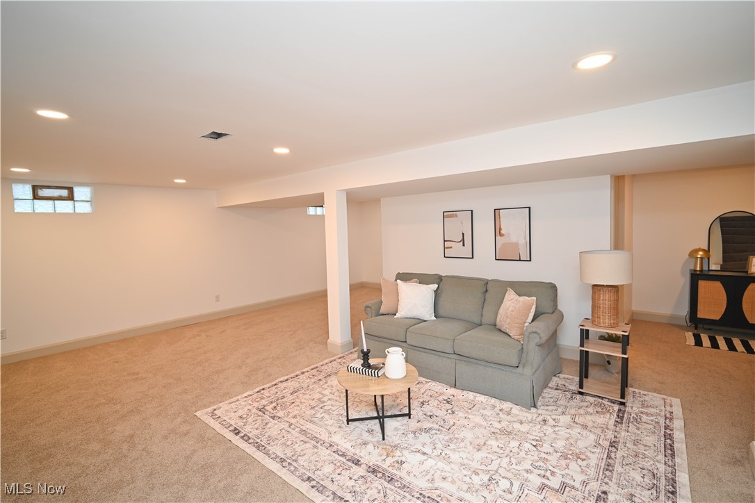 325 S Inglewood Avenue Austintown OH 44515