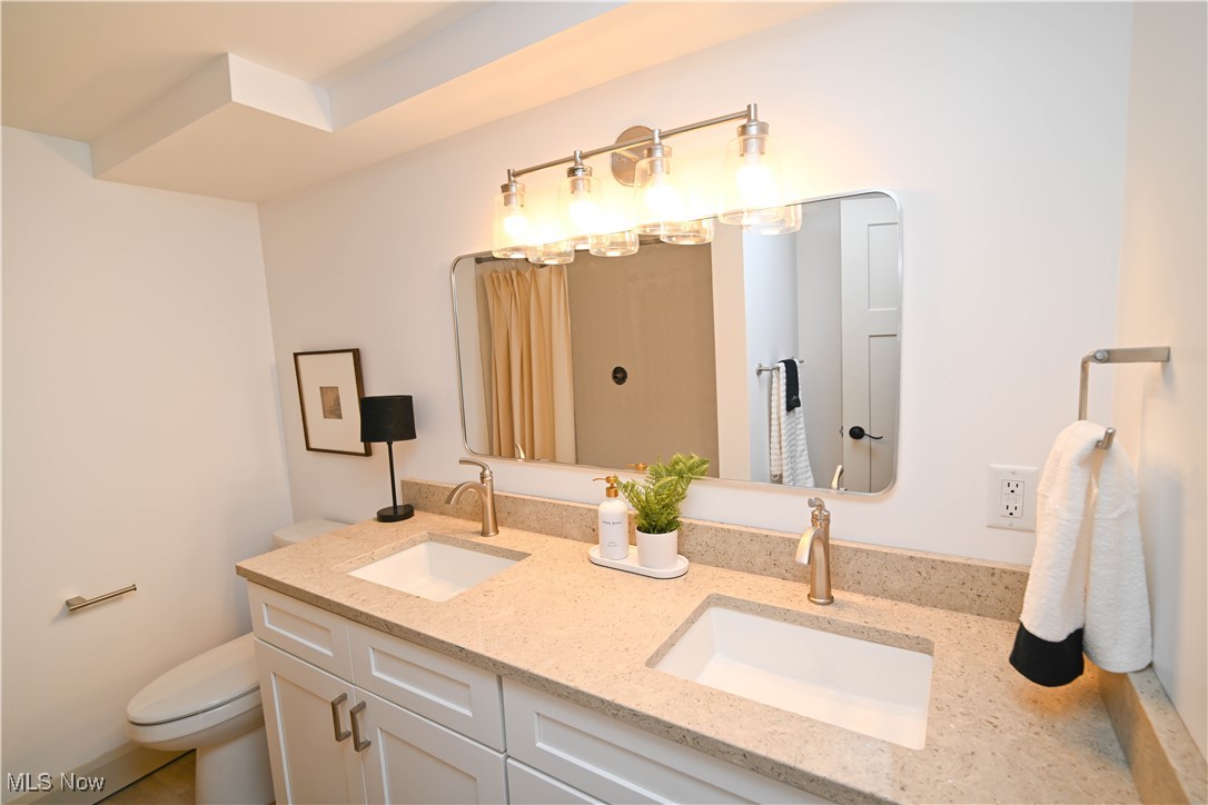 325 S Inglewood Avenue Austintown OH 44515