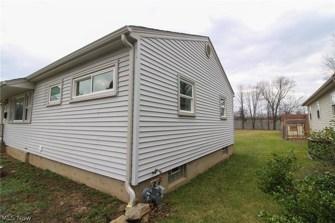 325 S Inglewood Avenue Austintown OH 44515