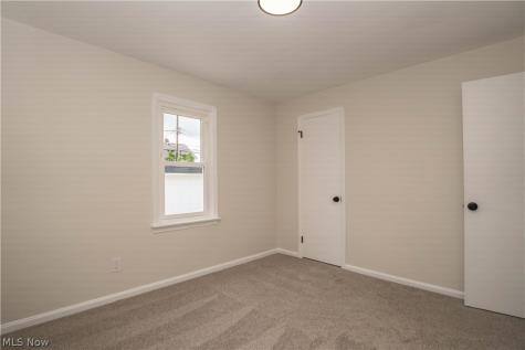 6815 Dartworth Drive Parma OH 44129