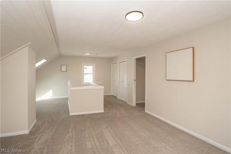 6815 Dartworth Drive Parma OH 44129
