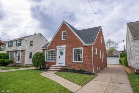 6815 Dartworth Drive Parma OH 44129