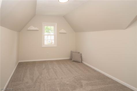 6815 Dartworth Drive Parma OH 44129