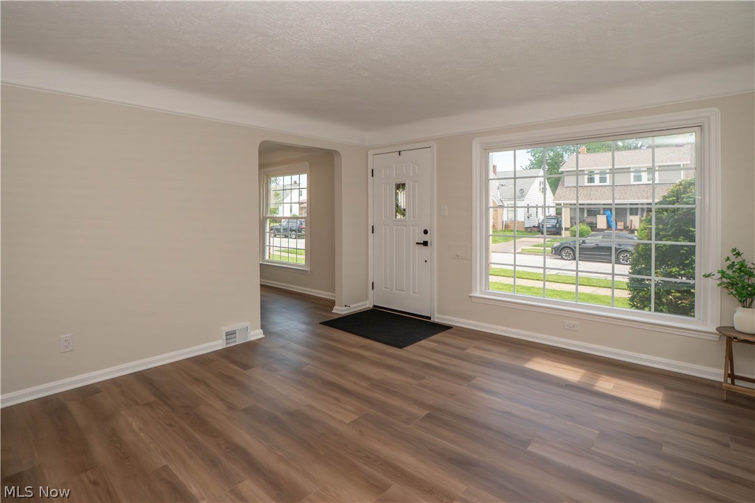 6815 Dartworth Drive Parma OH 44129