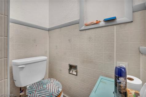 10402 Dove Avenue Cleveland OH 44105