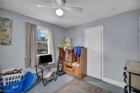 10402 Dove Avenue Cleveland OH 44105
