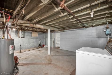 10402 Dove Avenue Cleveland OH 44105