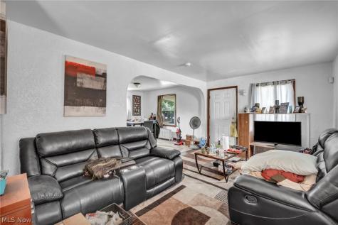 10402 Dove Avenue Cleveland OH 44105