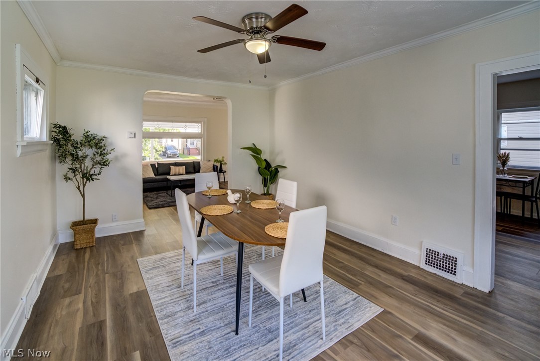 10105 Greenview Garfield Heights OH 44125