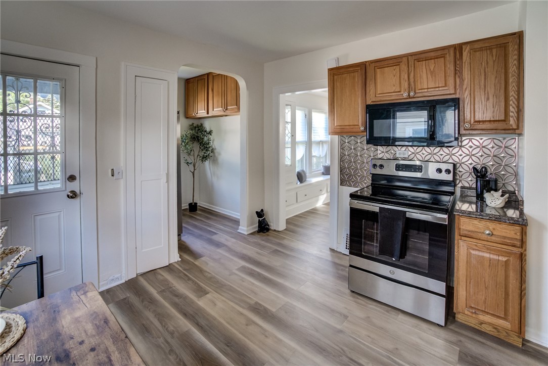 10105 Greenview Garfield Heights OH 44125