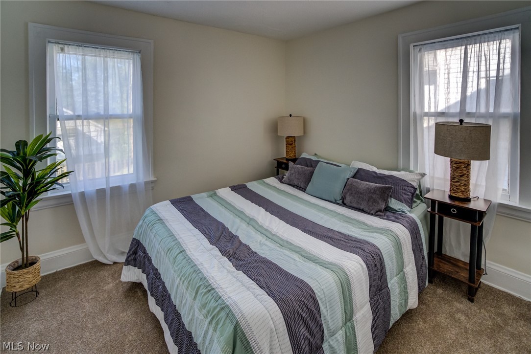 10105 Greenview Garfield Heights OH 44125