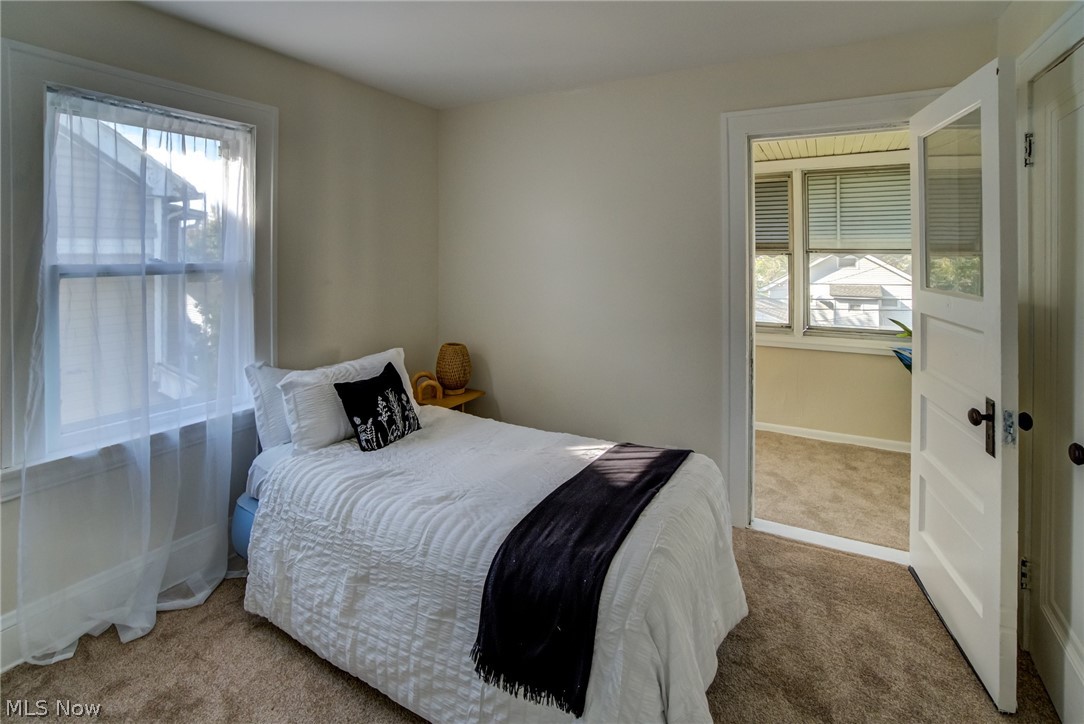 10105 Greenview Garfield Heights OH 44125