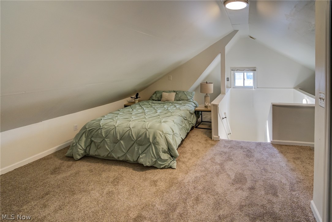 10105 Greenview Garfield Heights OH 44125