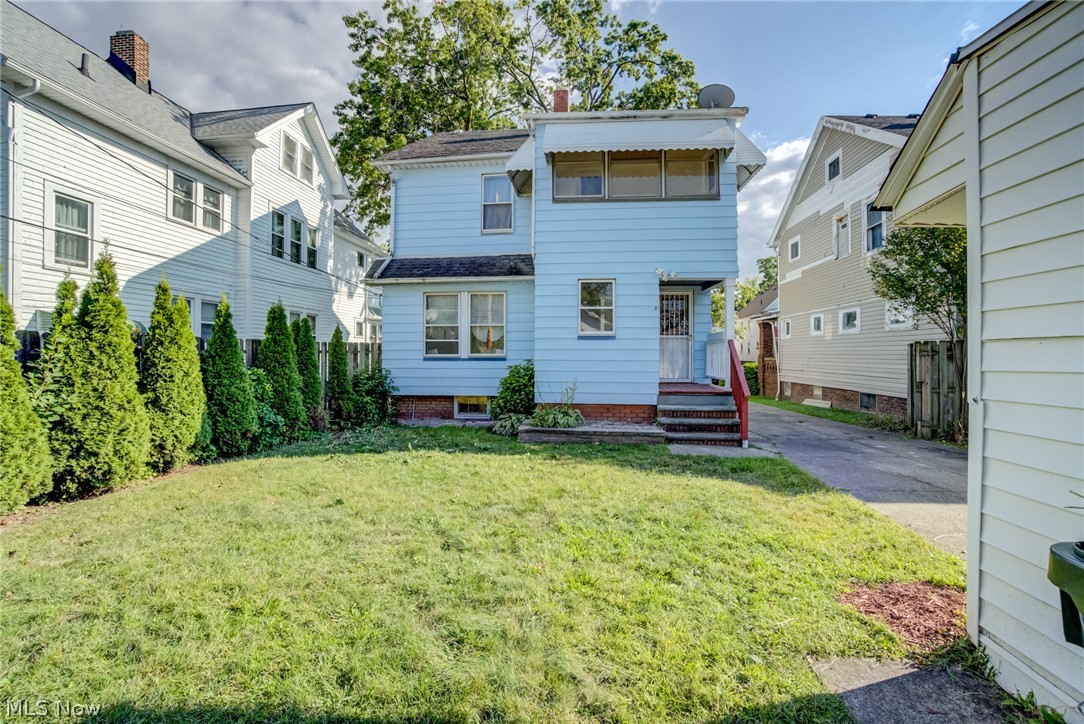 10105 Greenview Garfield Heights OH 44125