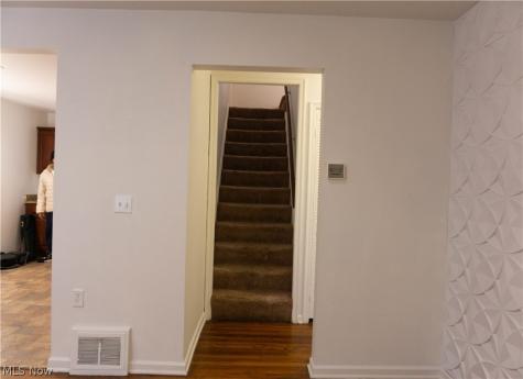 15401 Walvern Boulevard Maple Heights OH 44137