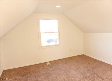15401 Walvern Boulevard Maple Heights OH 44137