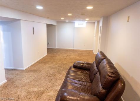 15401 Walvern Boulevard Maple Heights OH 44137