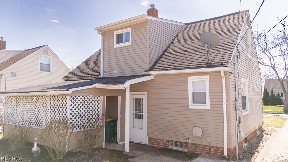 15401 Walvern Boulevard Maple Heights OH 44137
