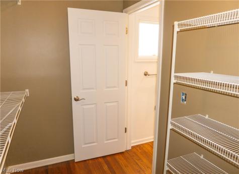 15401 Walvern Boulevard Maple Heights OH 44137