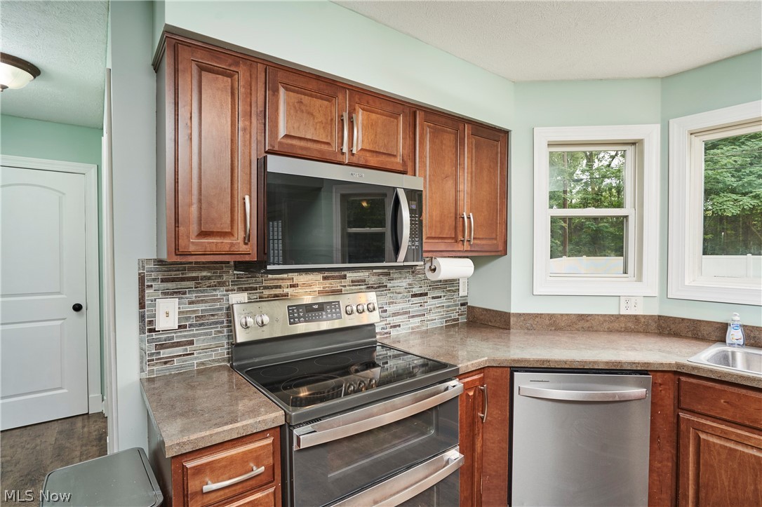 2936 Vincent Road Silver Lake OH 44224