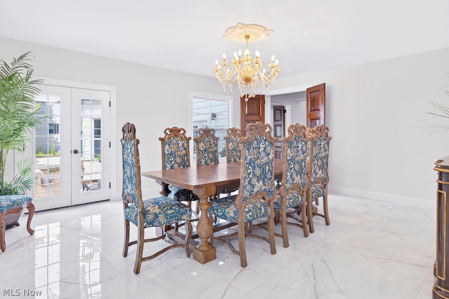 2368 Overlook Road Cleveland Heights OH 44106