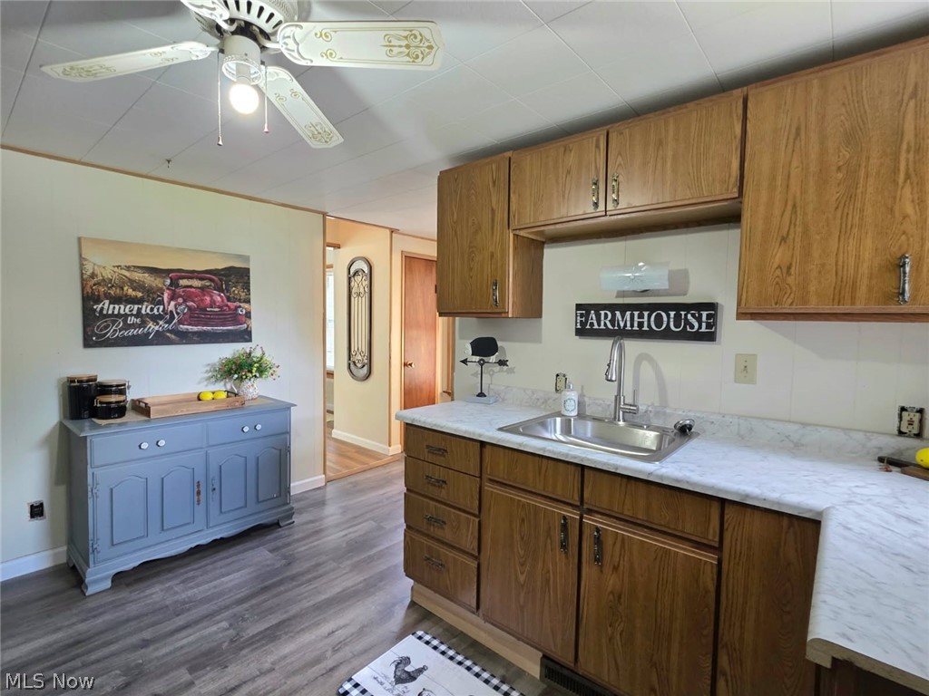 2335 W River Road Newton Falls OH 44444
