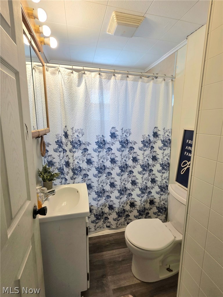2335 W River Road Newton Falls OH 44444