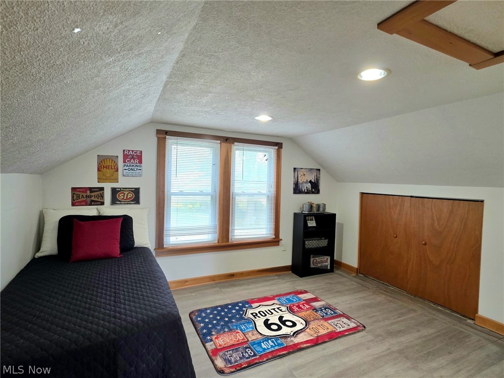 2335 W River Road Newton Falls OH 44444