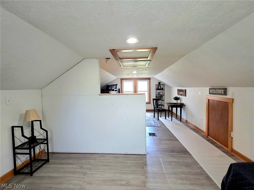 2335 W River Road Newton Falls OH 44444