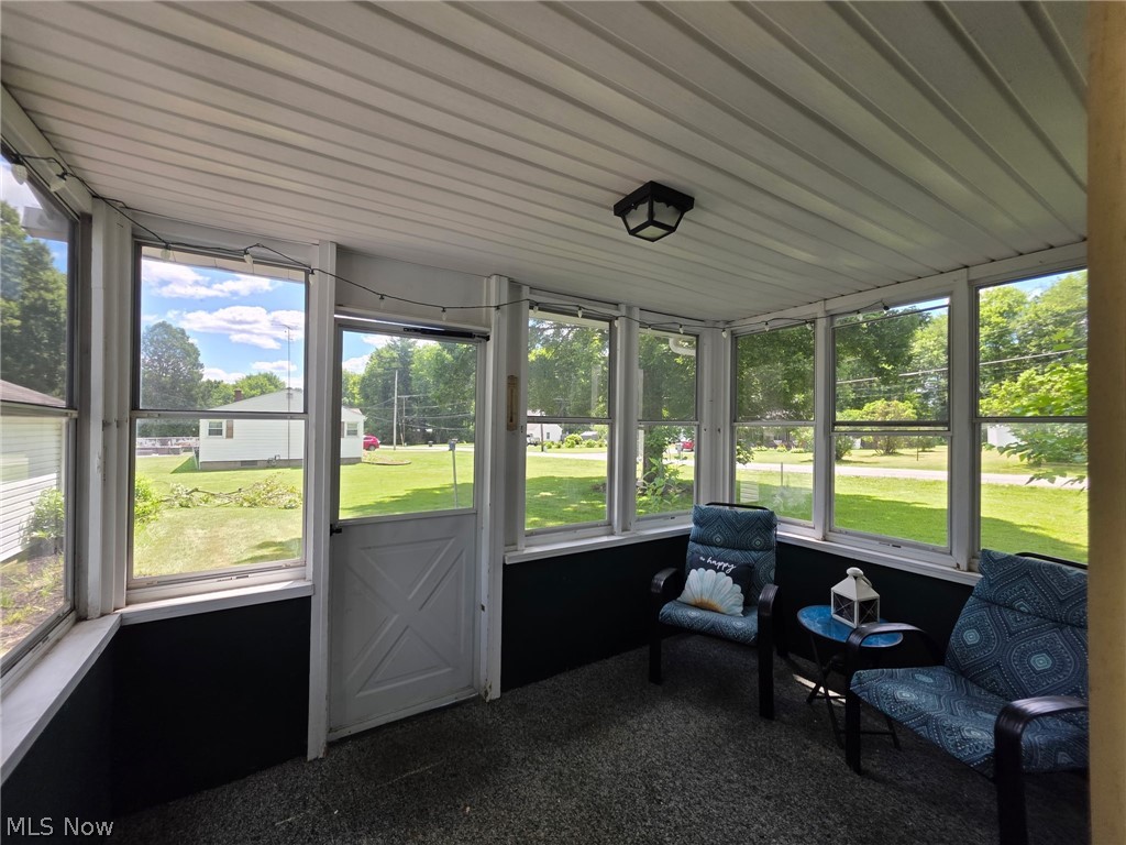2335 W River Road Newton Falls OH 44444