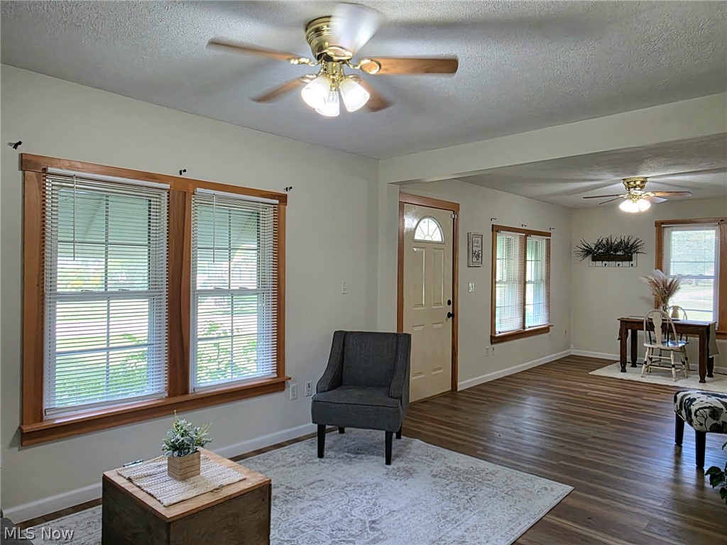 2335 W River Road Newton Falls OH 44444