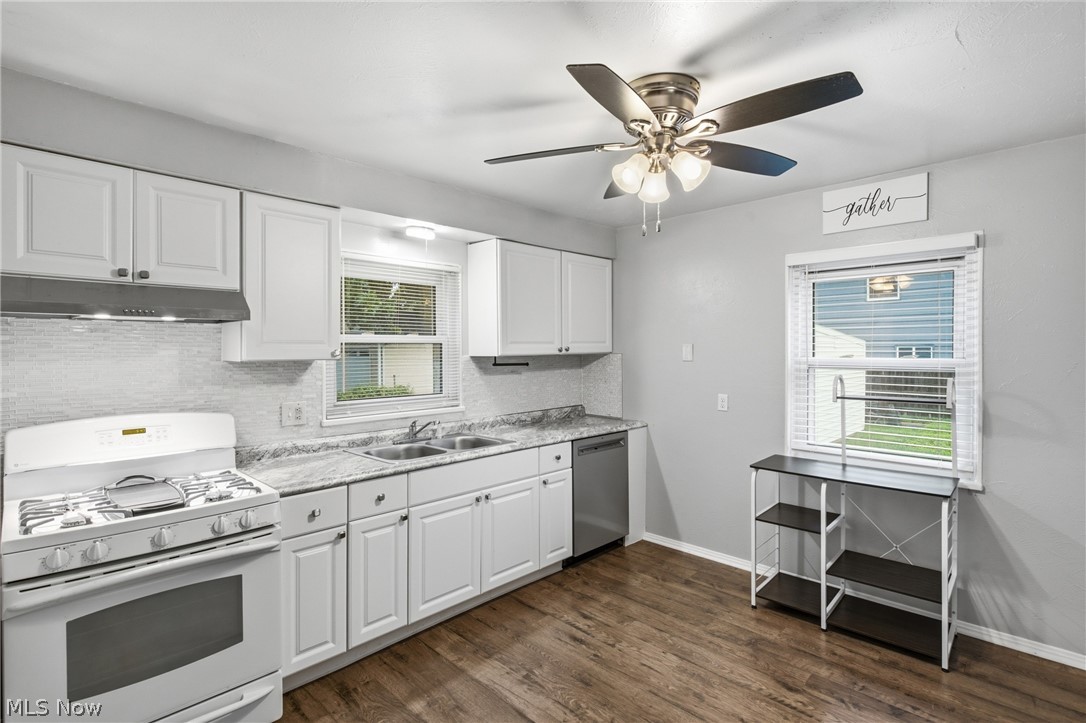 5733 Porter Road North Olmsted OH 44070