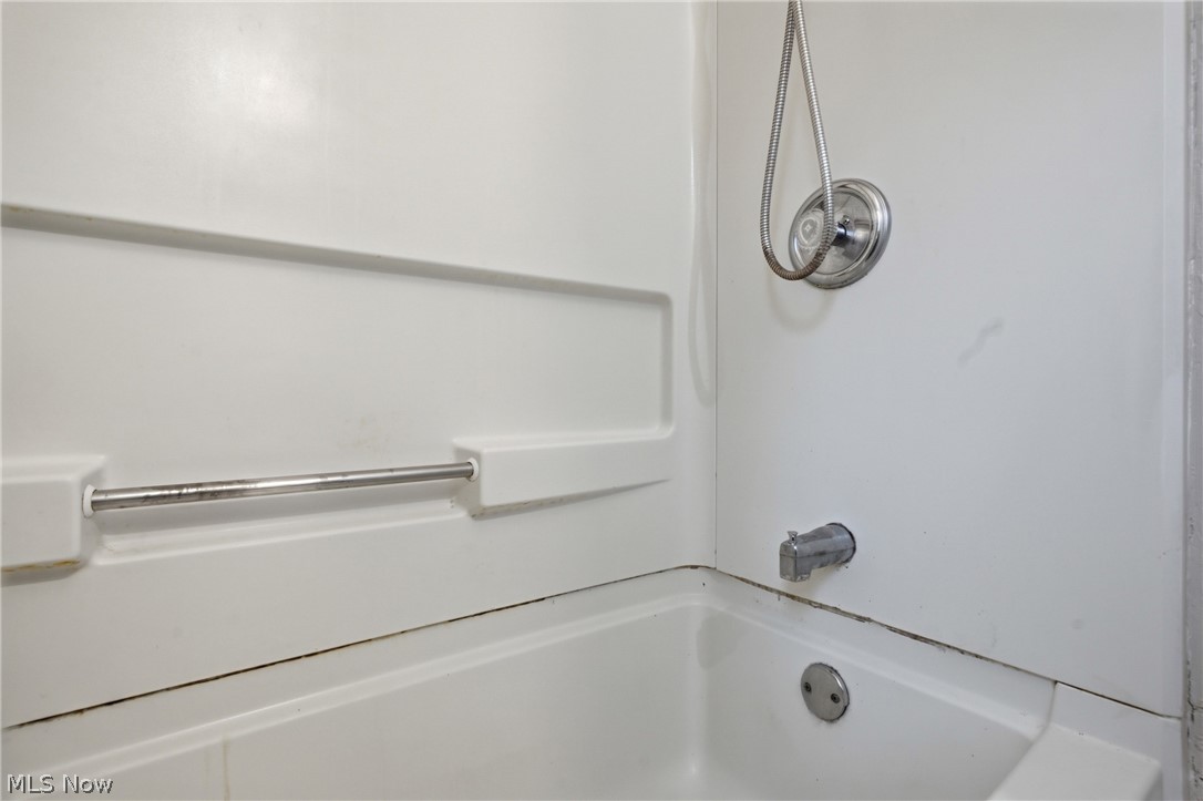 5733 Porter Road North Olmsted OH 44070