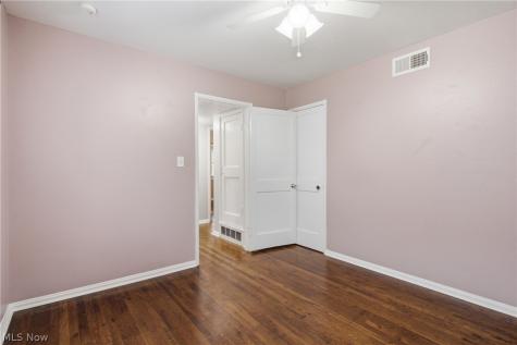 5733 Porter Road North Olmsted OH 44070