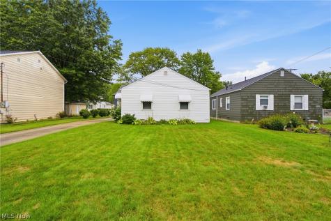 5733 Porter Road North Olmsted OH 44070