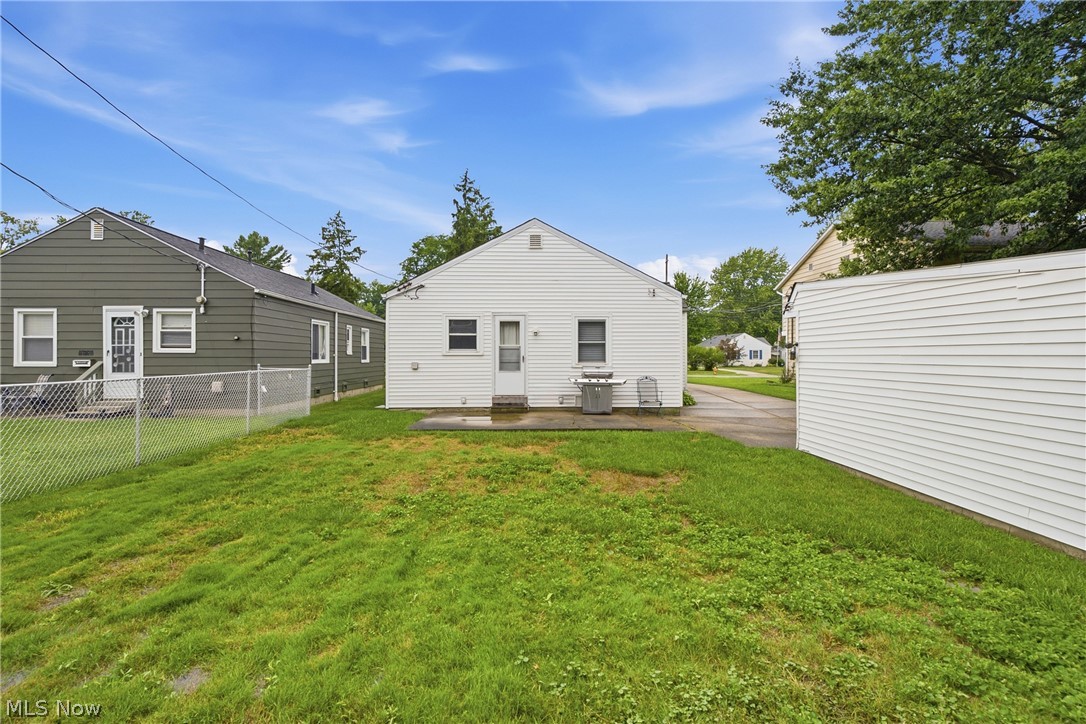 5733 Porter Road North Olmsted OH 44070
