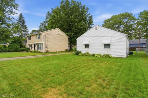 5733 Porter Road North Olmsted OH 44070