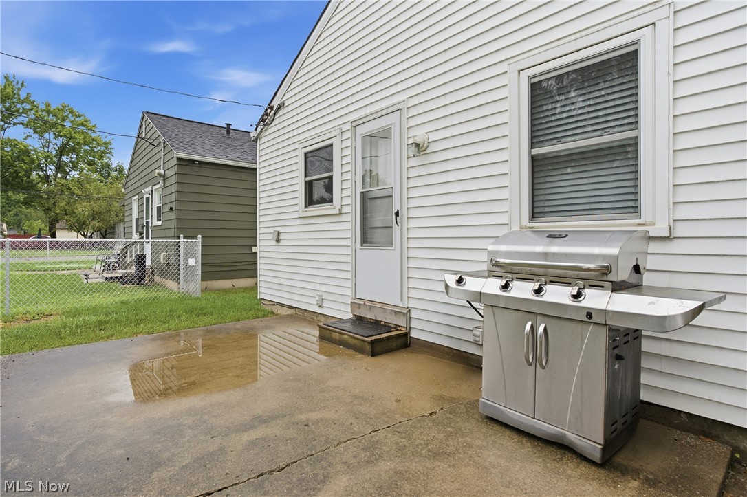 5733 Porter Road North Olmsted OH 44070